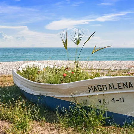 2 Bedroom Gorgeous In Moncofa *