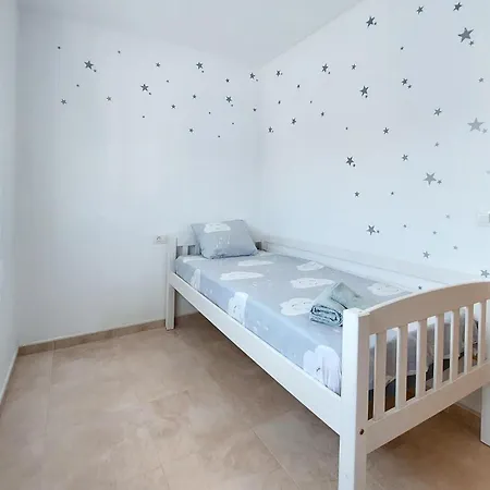2 Bedroom Gorgeous In Moncofa Διαμέρισμα *